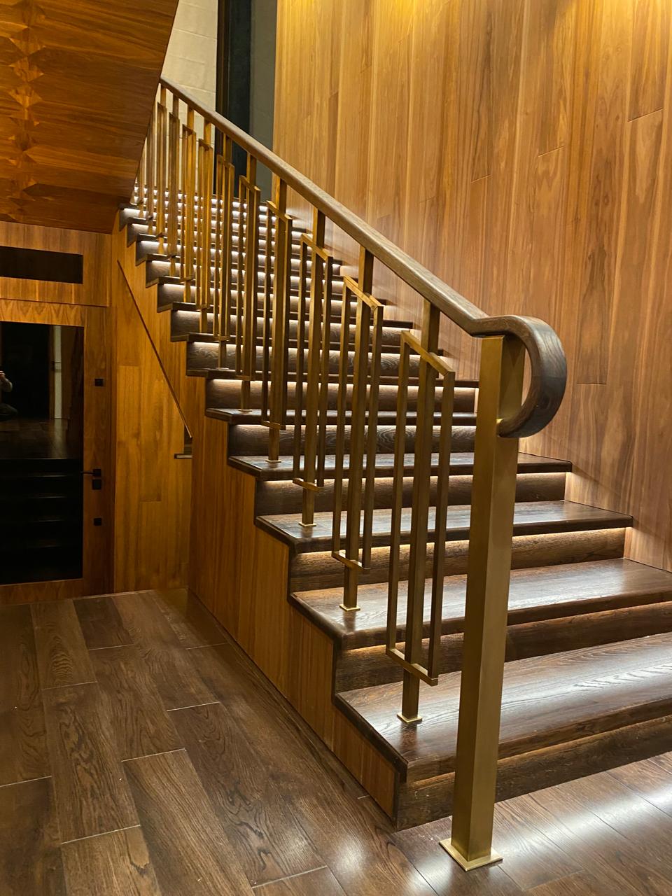 Еще латунная лестница